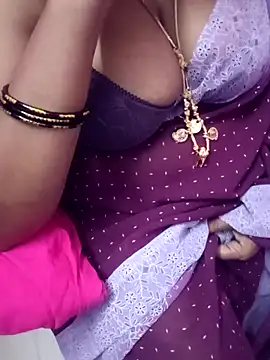 Snapshot of Tamil_Rathi chatting on March 15, 2025, 10:44 pm Tamil Rathi online show from March 15, 2025, 10:44 pm