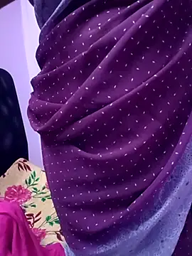 Snapshot of Tamil_Rathi chatting on March 8, 2025, 5:01 pm Tamil Rathi online show from March 8, 2025, 5:01 pm