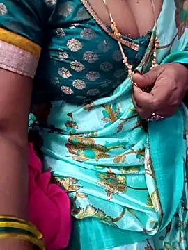 Snapshot of Tamil_Rathi chatting on March 11, 2025, 4:19 am Tamil Rathi online show from March 11, 2025, 4:19 am