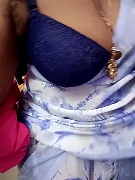 Snapshot of Tamil_Rathi chatting on March 13, 2025, 2:38 am Tamil Rathi online show from March 13, 2025, 2:38 am