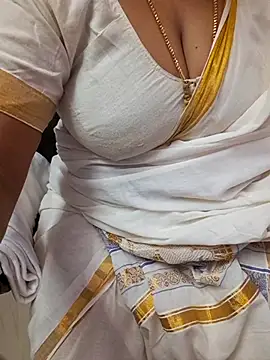 Snapshot of Tamil_Rathi chatting on September 25, 2025, 2:50 am Tamil Rathi online show from September 25, 2025, 2:50 am