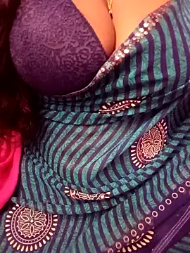 Snapshot of Tamil_Rathi chatting on March 20, 2025, 7:04 pm Tamil Rathi online show from March 20, 2025, 7:04 pm