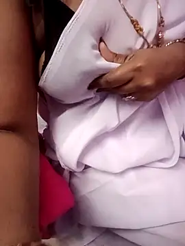 Snapshot of Tamil_Rathi chatting on March 7, 2025, 6:46 am Tamil Rathi online show from March 7, 2025, 6:46 am