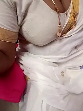 Snapshot of Tamil_Rathi chatting on February 21, 2025, 3:56 am Tamil Rathi online show from February 21, 2025, 3:56 am