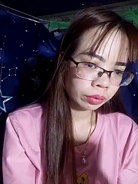   Mai-love19   online show from March 23, 2025, 8:15 am