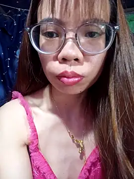 Snapshot of __Mai-love19__ chatting on May 30, 2026, 12:17 am Mai-love19 online show from May 30, 2026, 12:17 am