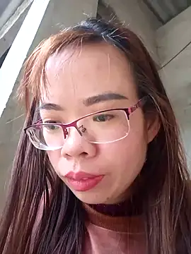   Mai-love19   online show from March 9, 2025, 2:18 am