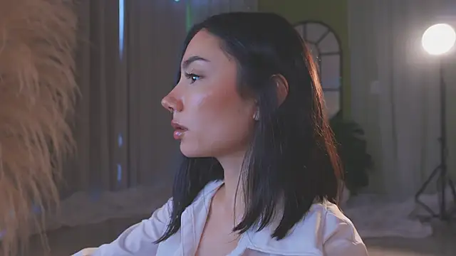 AmyArmstrong online show from December 2, 2025, 9:16 pm