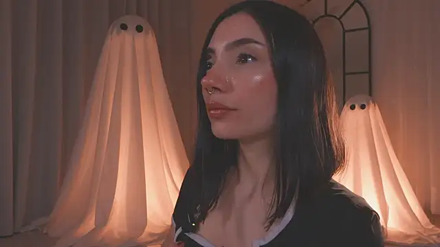 AmyArmstrong online show from October 18, 2025, 12:12 am