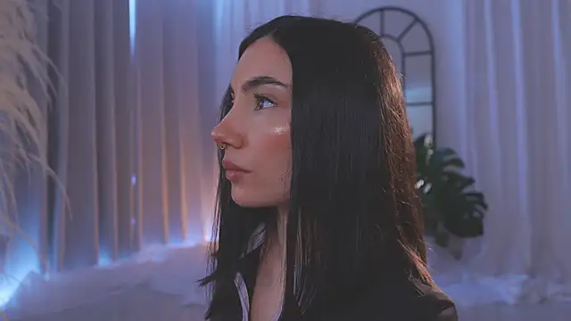 AmyArmstrong online show from November 23, 2025, 2:49 pm