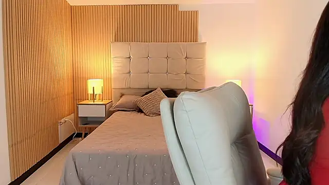 Baby Venuss online show from February 1, 2026, 3:27 am