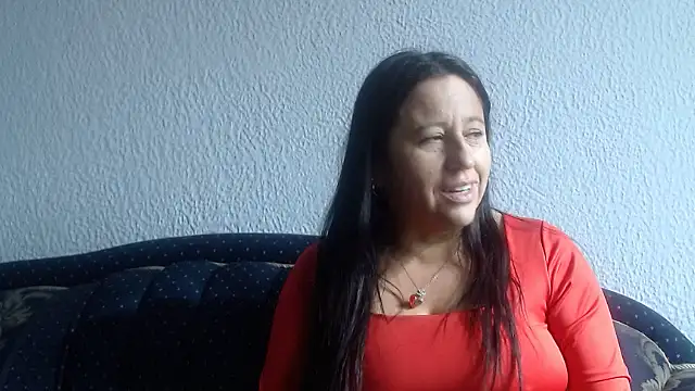 valeriapinter online show from April 8, 2026, 1:12 pm