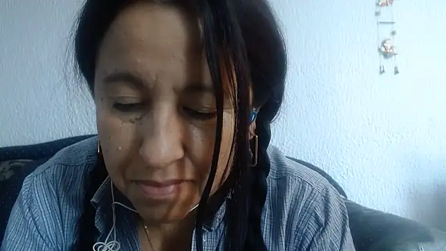 valeriapinter online show from May 26, 2026, 1:20 pm