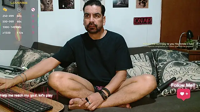 Snapshot of soyelcarlitos_ chatting on March 27, 2026, 3:37 am soyelcarlitos online show from March 27, 2026, 3:37 am