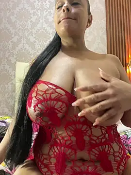 Snapshot of sofia_xxx02 chatting on October 3, 2025, 12:14 am sofia xxx02 online show from October 3, 2025, 12:14 am