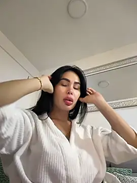 nelumbonucifera online show from December 16, 2025, 2:27 am