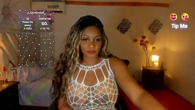 Snapshot of Miagrace chatting on May 2, 2026, 10:04 pm Miagrace online show from May 2, 2026, 10:04 pm