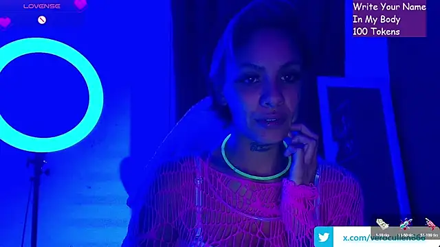 Snapshot of luci_fer_devil chatting on February 15, 2026, 1:17 am luci fer devil online show from February 15, 2026, 1:17 am