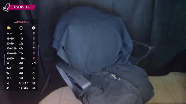 Snapshot of nicehairydude chatting on December 18, 2025, 2:43 pm nicehairydude online show from December 18, 2025, 2:43 pm